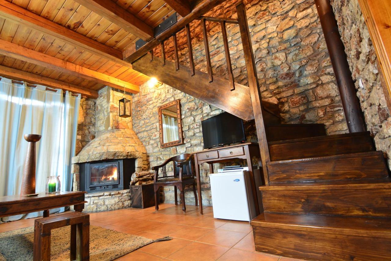 Georgio'S V Chalet Kalavrita エクステリア 写真