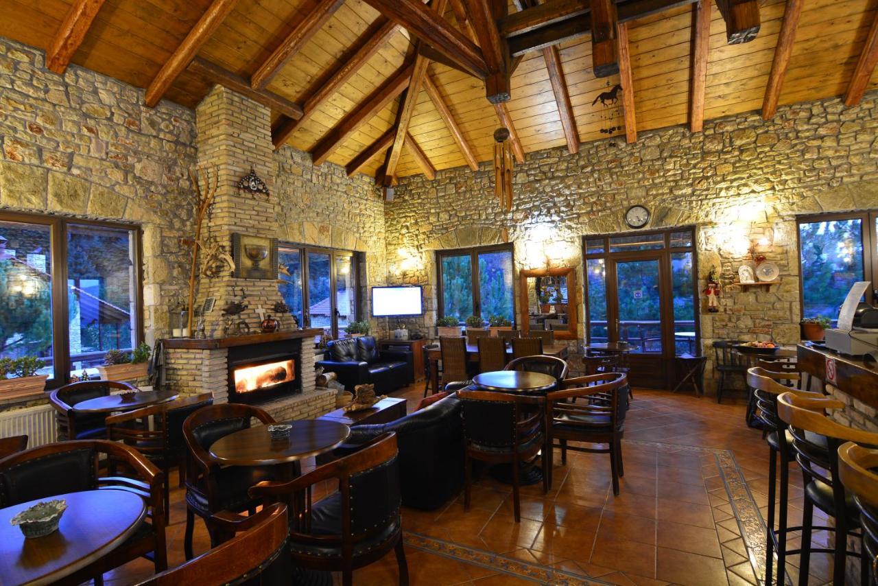 Georgio'S V Chalet Kalavrita エクステリア 写真