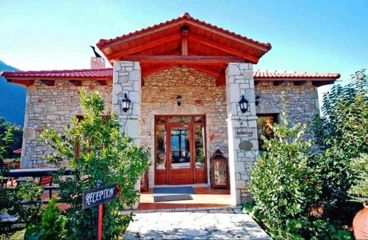 Georgio'S V Chalet Kalavrita エクステリア 写真
