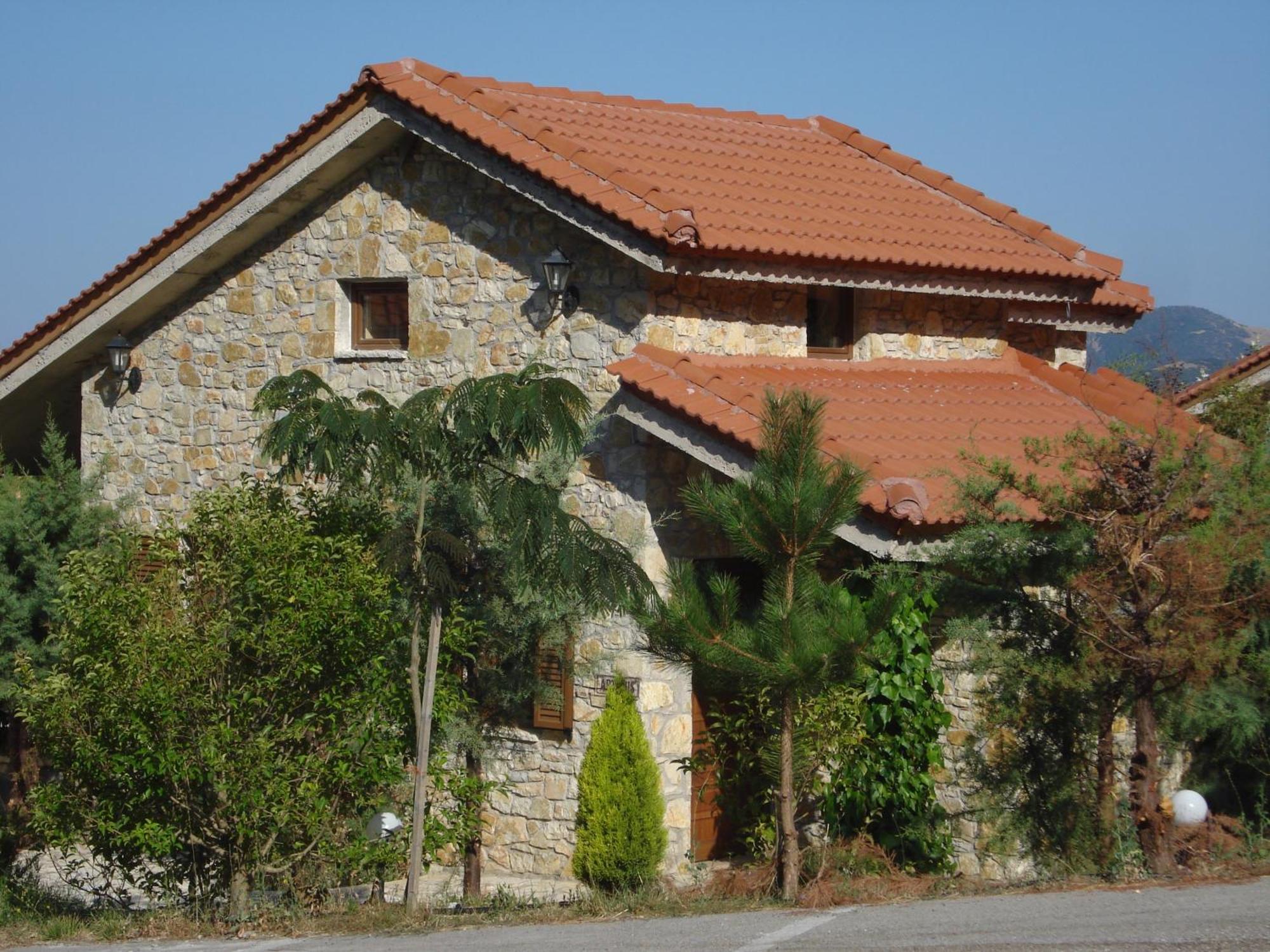 Georgio'S V Chalet Kalavrita エクステリア 写真