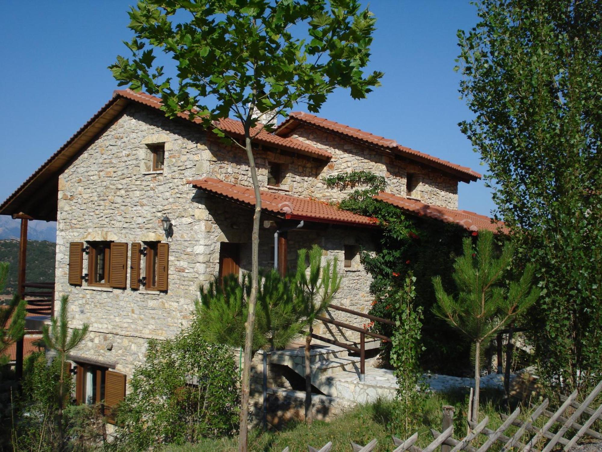 Georgio'S V Chalet Kalavrita エクステリア 写真